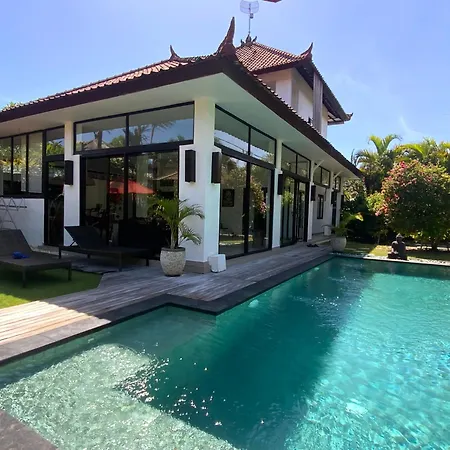 Villa Surga